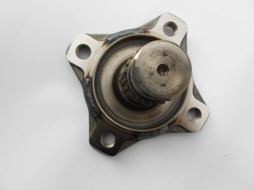 Moyeu Kubota avant - Kubota : A13, A14, Aste, B-10, B1-10, B1-14, B1-15, B40, B1200, B1400, B1402, B1500, B1502, B1550, B1750, B4200, B5000, B5001, B5100, B6000, B6001, B6100, B7000, B7001, B7100
Zen-Noh : ZB1200, ZB1400, ZB1402, ZB1500, ZB1502, ZB1600, ZB5000, ZB5001, ZB5100, ZB6000, ZB6001, ZB6100, ZB7000, ZB7001, ZB7100
