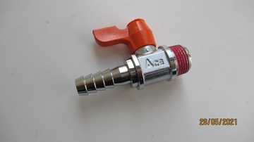 Robinet radiateur Kubota - Kubota : B4200, B5100, B6100, B6100HST, B7100, B7100HST, Excavator, KH36
Zen-Noh : ZB5100, ZB6100, ZB7100
